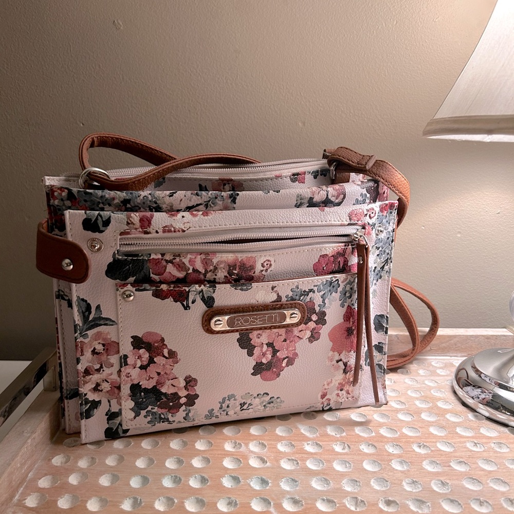 Rosetti, Floral Pocketbook